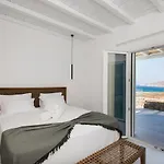 Principality Villas, Sea View With Private Pool Above Ftelia Beach