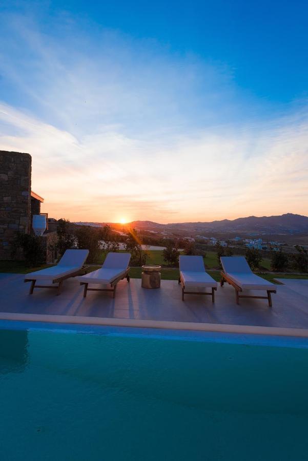 Villa Principality Villas, Sea View With Private Pool Above Ftelia *