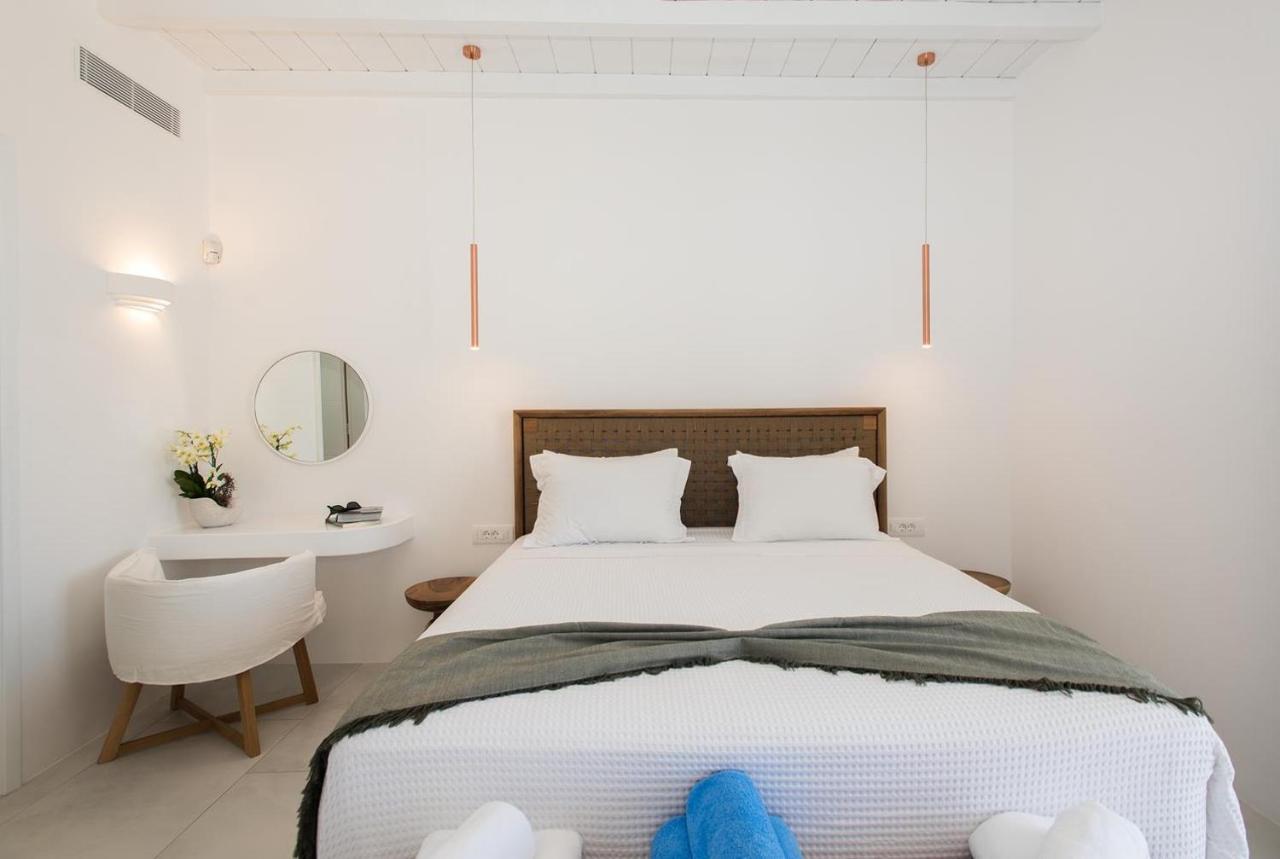 Principality Villas, Sea View With Private Pool Above Ftelia Villa