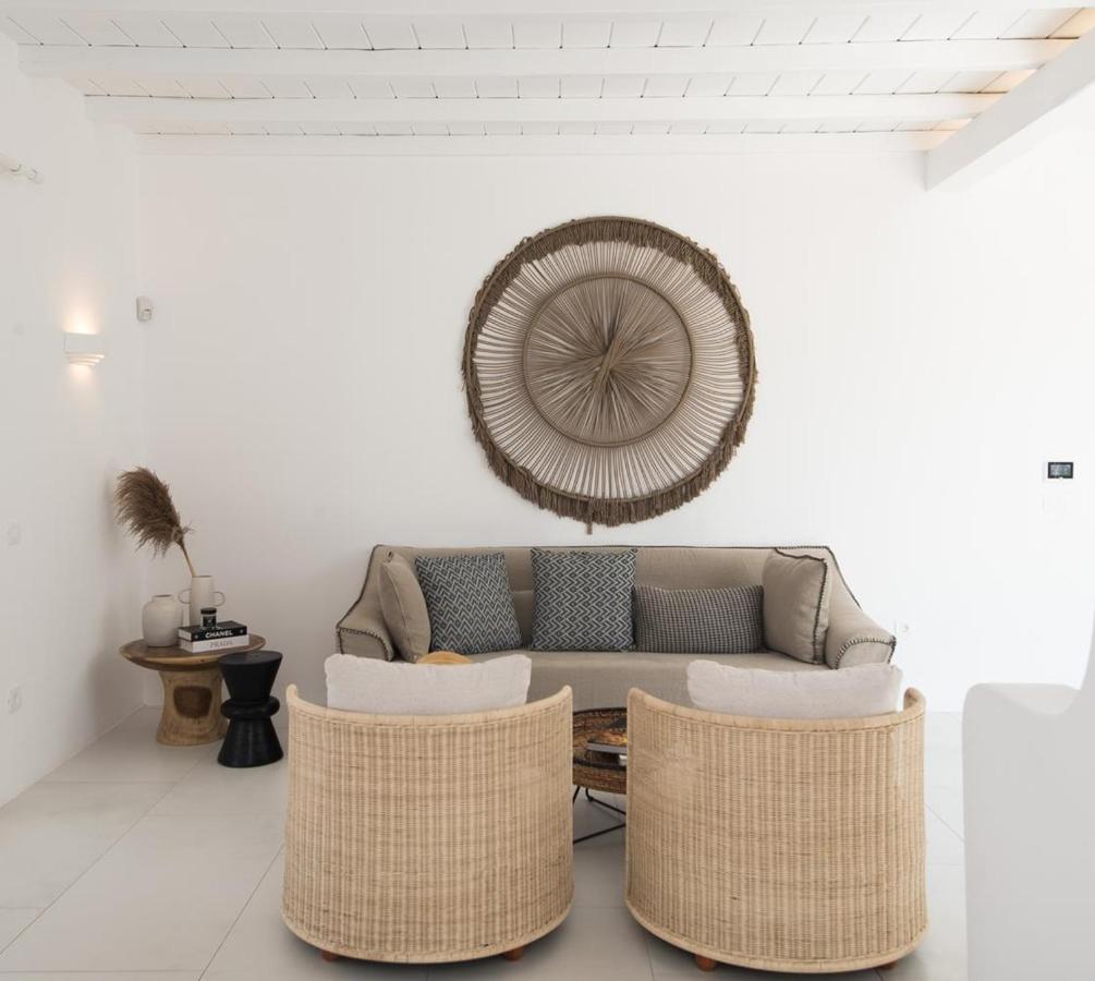 Principality Villas, Sea View With Private Pool Above Ftelia Villa