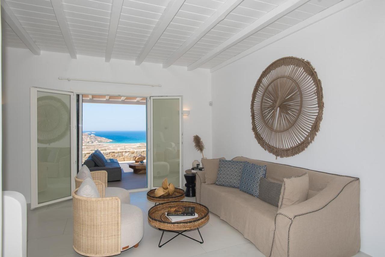 Villa Principality Villas, Sea View With Private Pool Above Ftelia