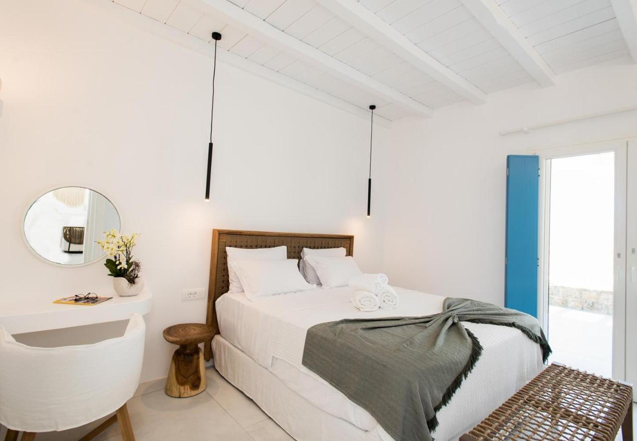 Principality Villas, Sea View With Private Pool Above Ftelia Villa
