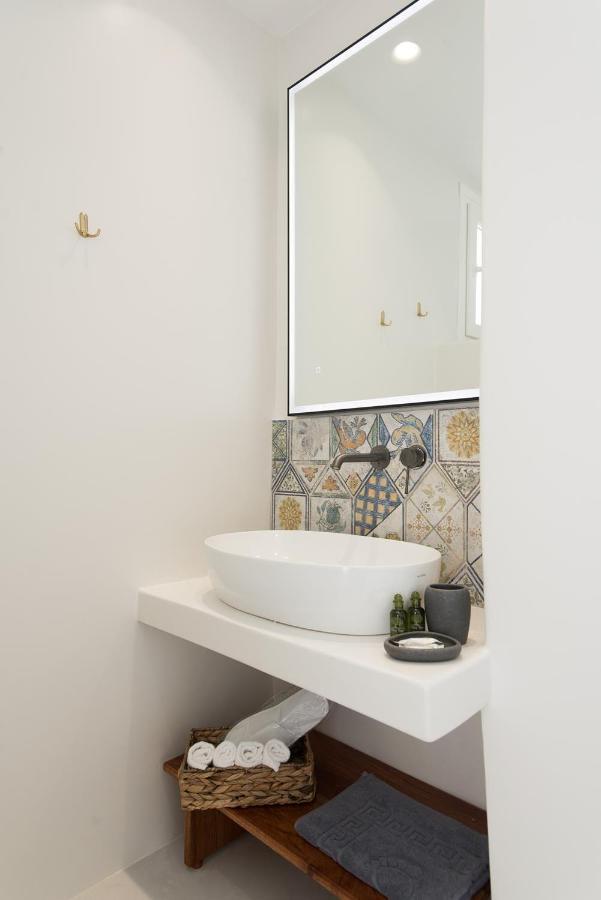 Villa Principality Villas, Sea View With Private Pool Above Ftelia